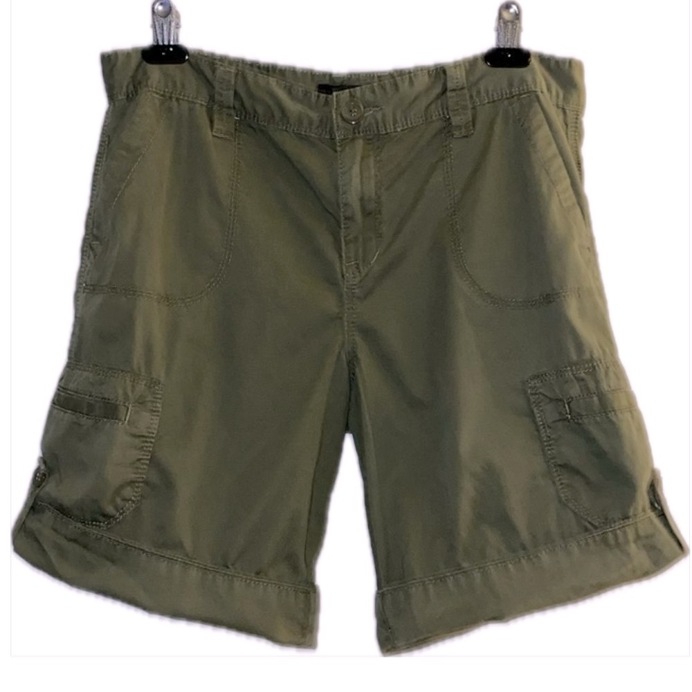 Calvin Klein Jeans Women's Cargo Shorts - Olive Green